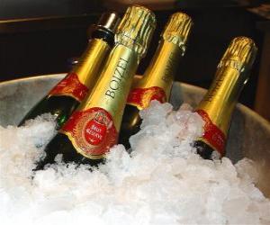 пазл Шампанского (или шампанского) французского шампанского, является одним из видов игристого вина, полученного методом Шампенуаз в ре&amp;#10